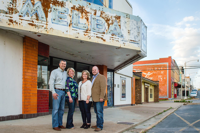 The Curtwright and Shell families in front of the Melba before restoration